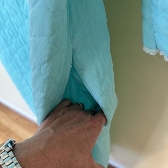 Vtg 1960s Aqua Blue Quilted Full Button Robe Lace Trim Peter Pan Collar Small - Picture 8 of 9